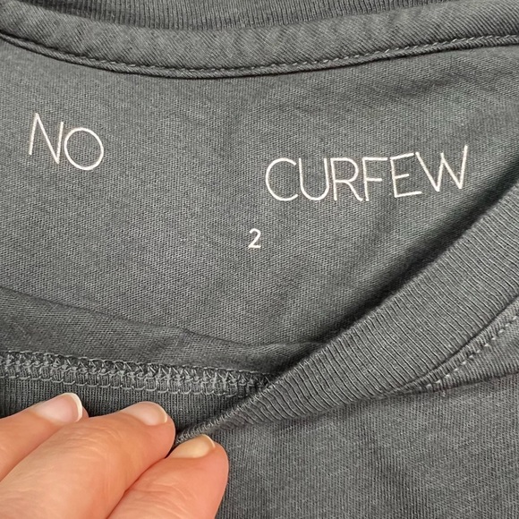 No Curfew Florida Keys Crewneck Graphic Short Sleeve Tee Shirt in Black Sz S - Picture 5 of 6